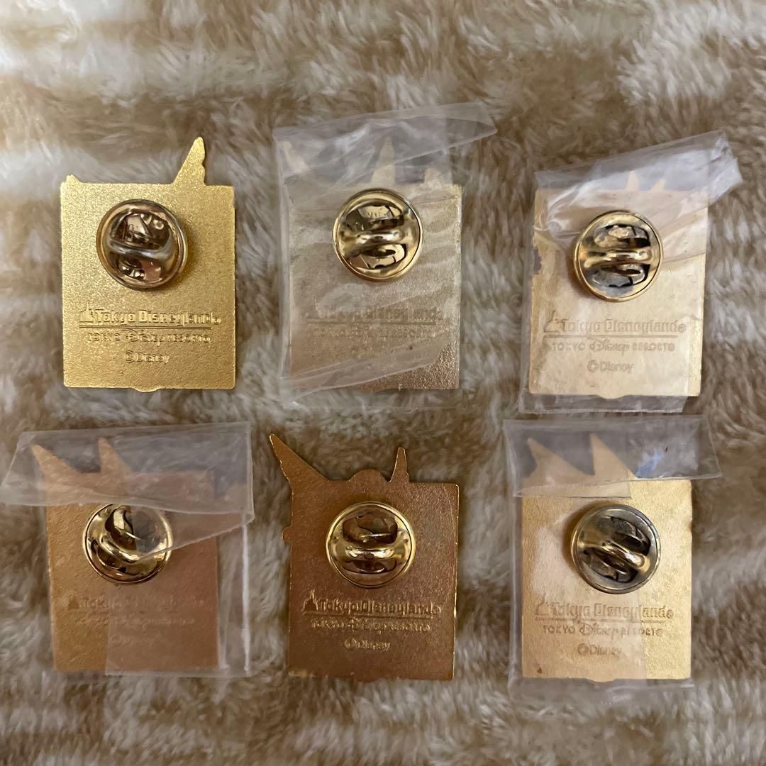東京ディズニーランド 2001年カウントダウンピンバッジ 6個セット