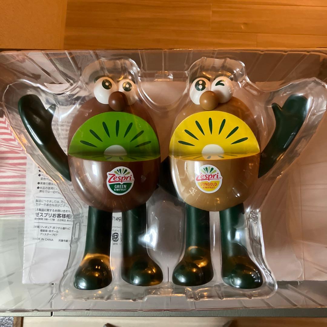 非売品ゼスプリ　キウイブラザーズ　特大フィギュア