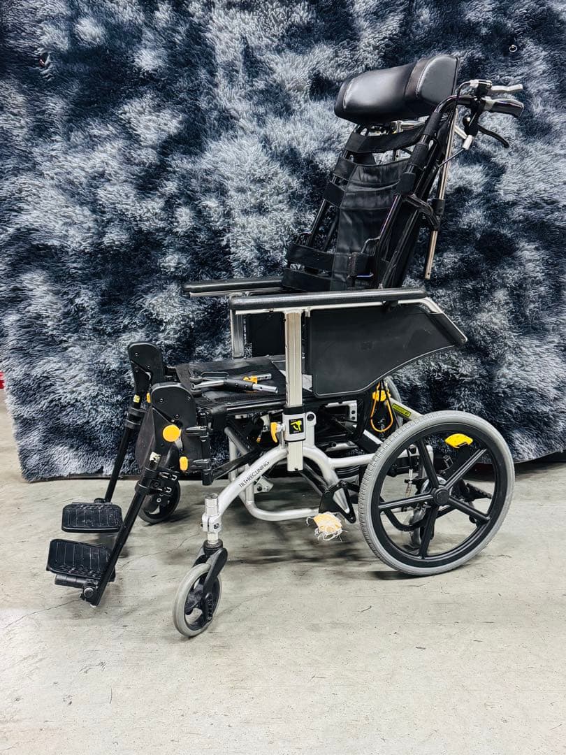 松永製作所 介助式 車椅子 車いす 車イス ノーパンクタイヤ