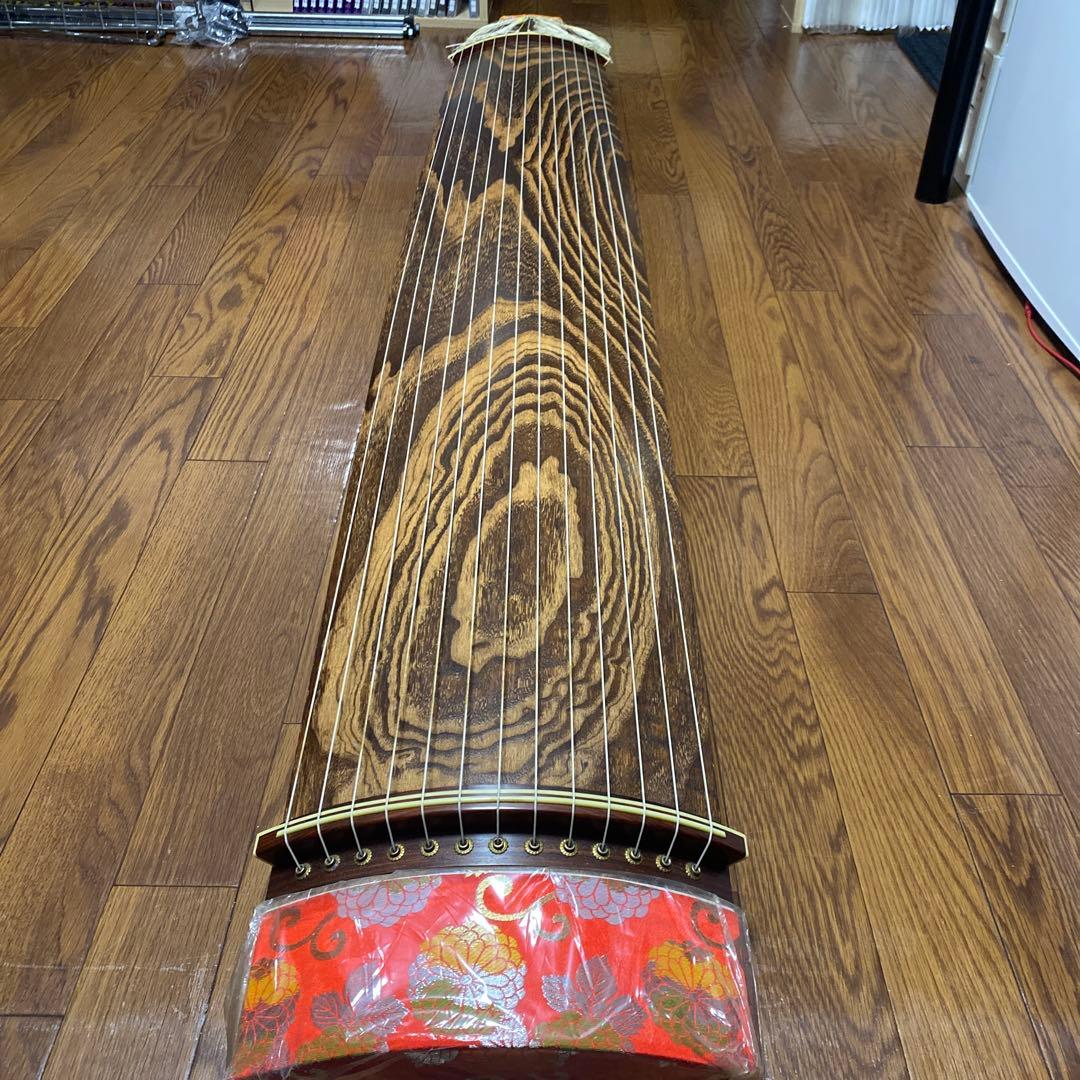 琴　13弦　カバー　持ち運びケース付属　約180×27㎝