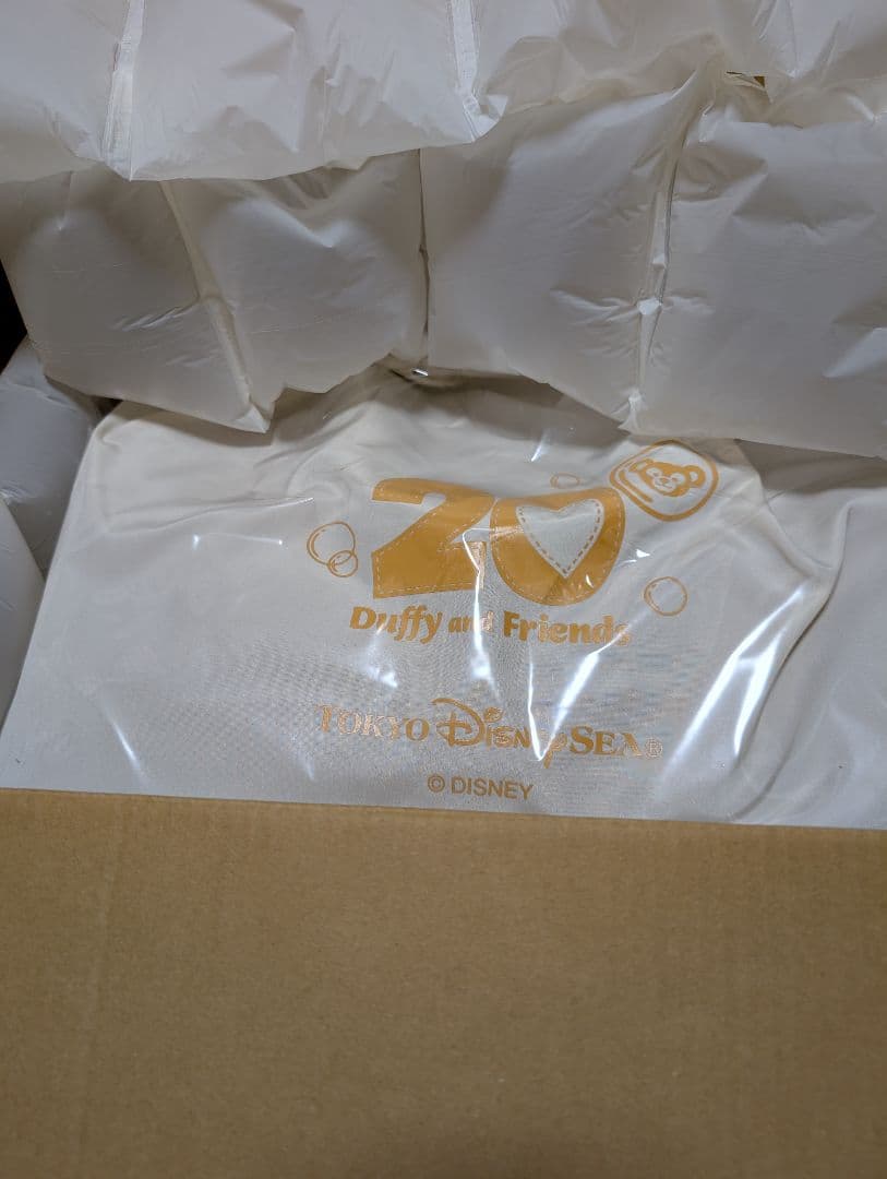 ダッフィー　お出かけ　ボストンバッグ　カラフルハピネス　旅行かばん　20周年