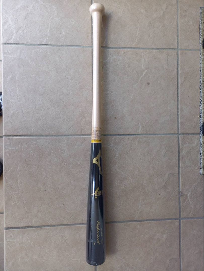 ミズノ プロフェッショナル 硬式木製バット