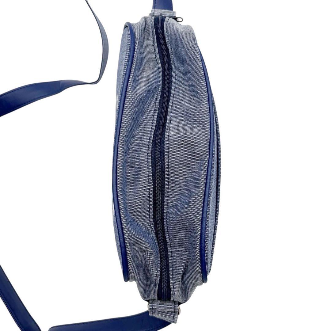 未使用◎ファミリア 斜めがけ 電車 くま ショルダーバッグ カメラ