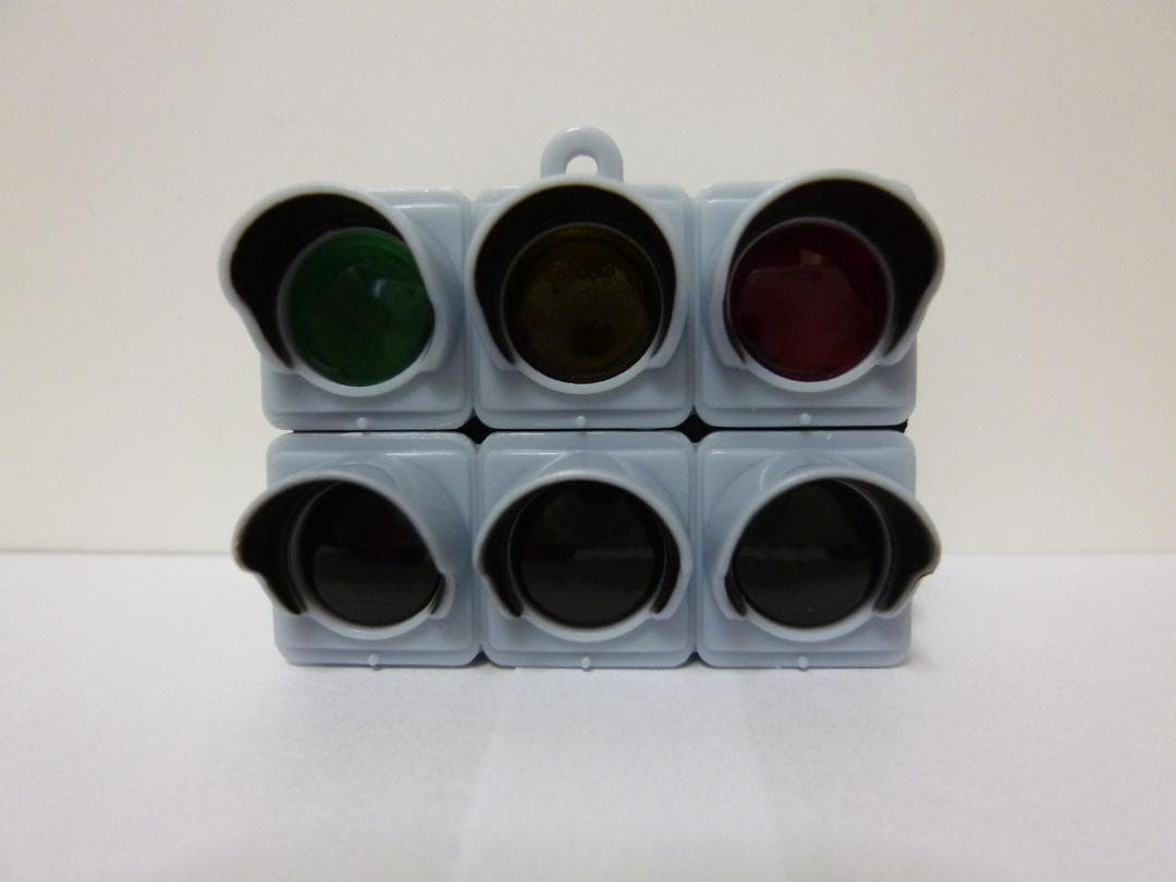 KR6様専用】本物志向改造 信号機ガチャ（青色矢印3灯 標準色） - メルカリ