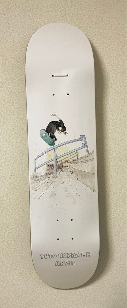 April 堀米雄斗　スケートボードデッキ