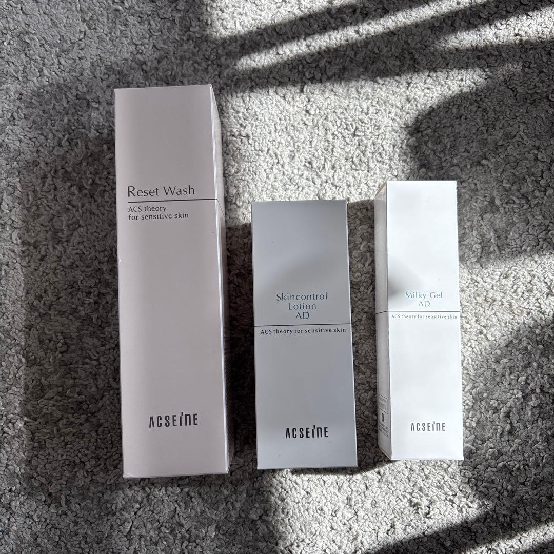 アクセーヌ　3点　洗顔料　化粧水　保湿液