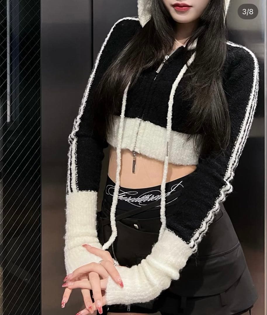 theredthreadcontrast zip knithoodiebk×wh - メルカリ