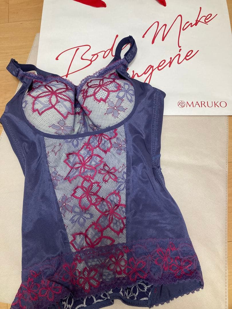 マツイク様　MARUKO ボディーシェイパー　Ｅ80