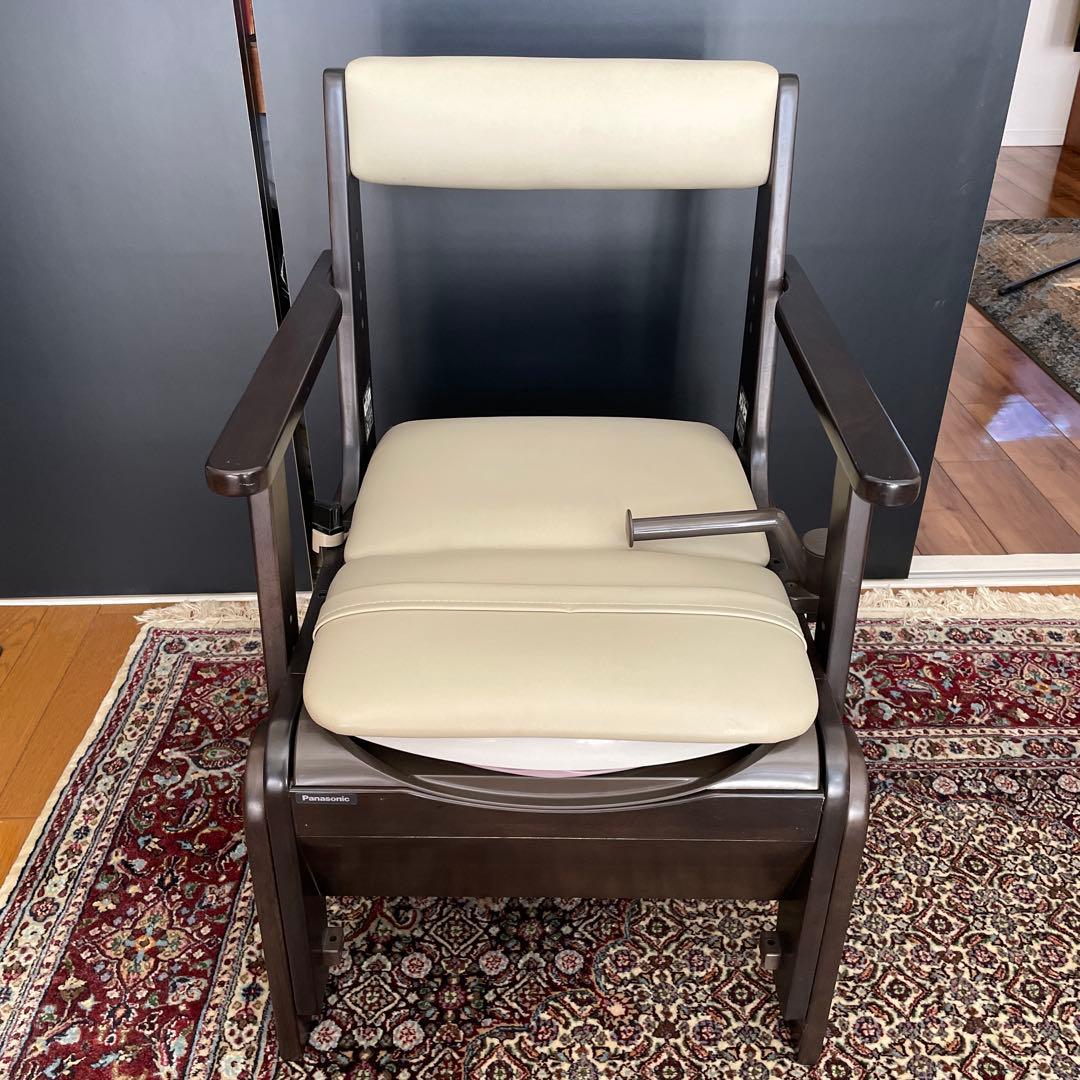 家具調ポータブルトイレ　パナソニック　楽座　脱臭暖か便座PN-L23218