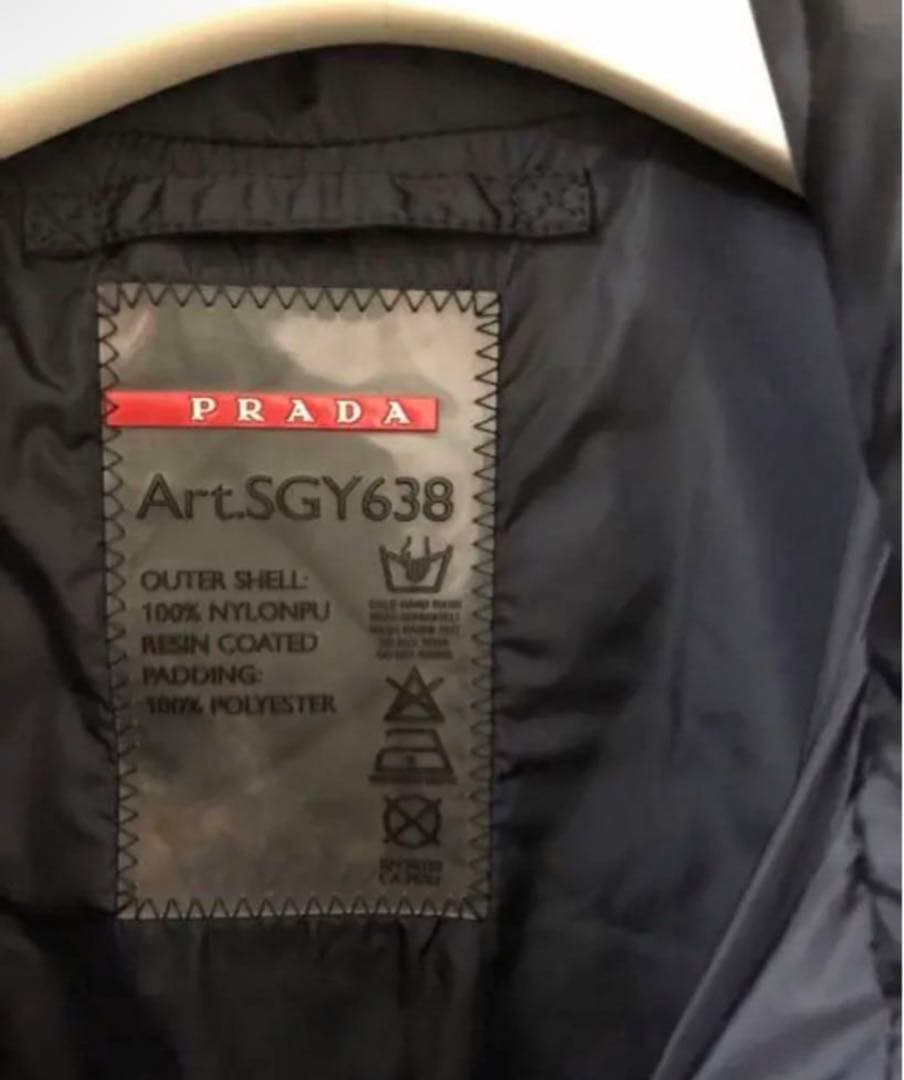 prada sports中綿ナイロンジャケット - メルカリ