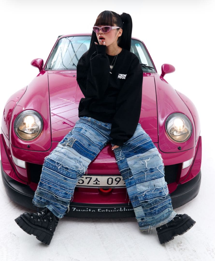 LE SSERAFIM ポップアップ コラボ スウェットシャツ トレーナー M