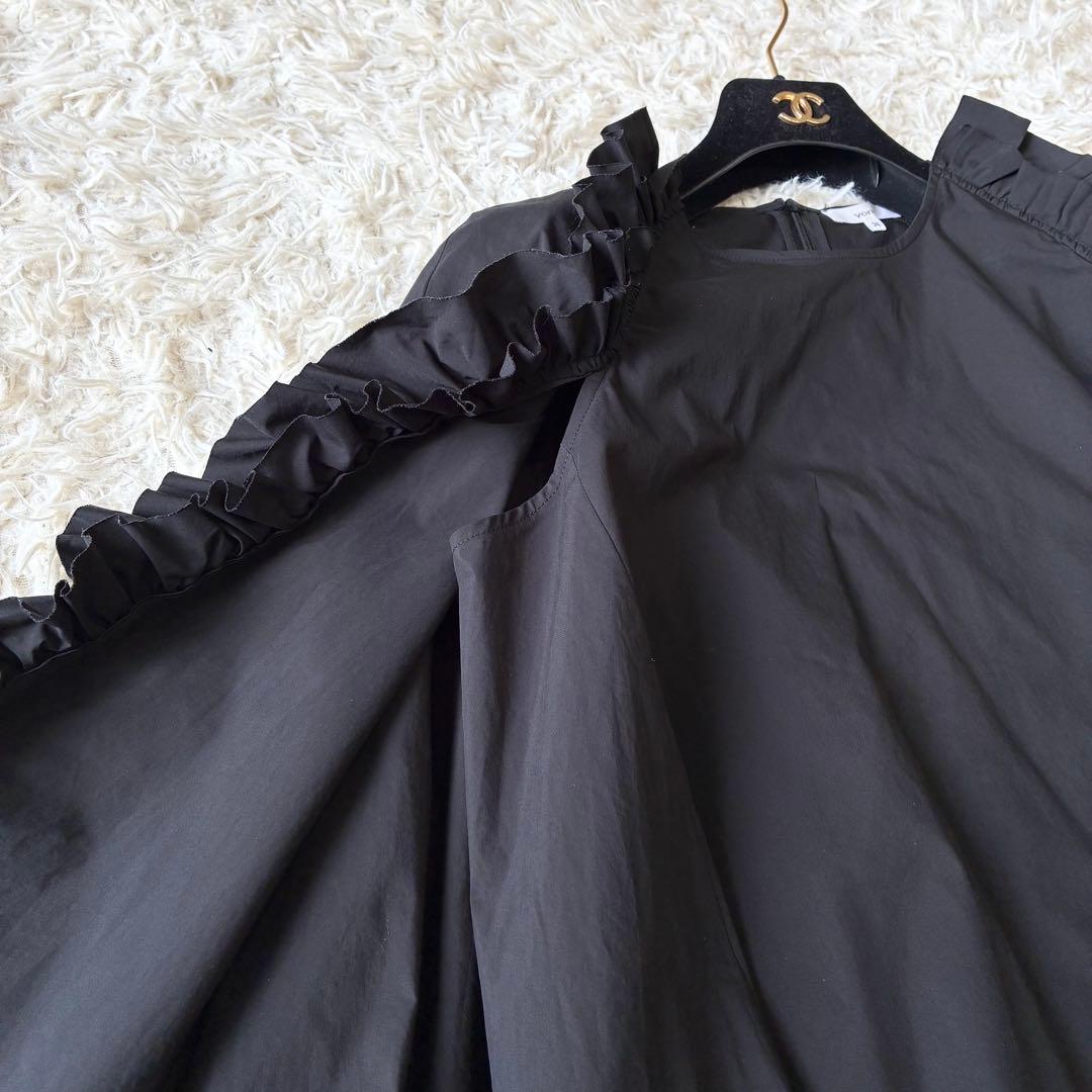 yori ヨリ ケープフリルブラウス プルオーバー 黒 ブラック 近年モデル