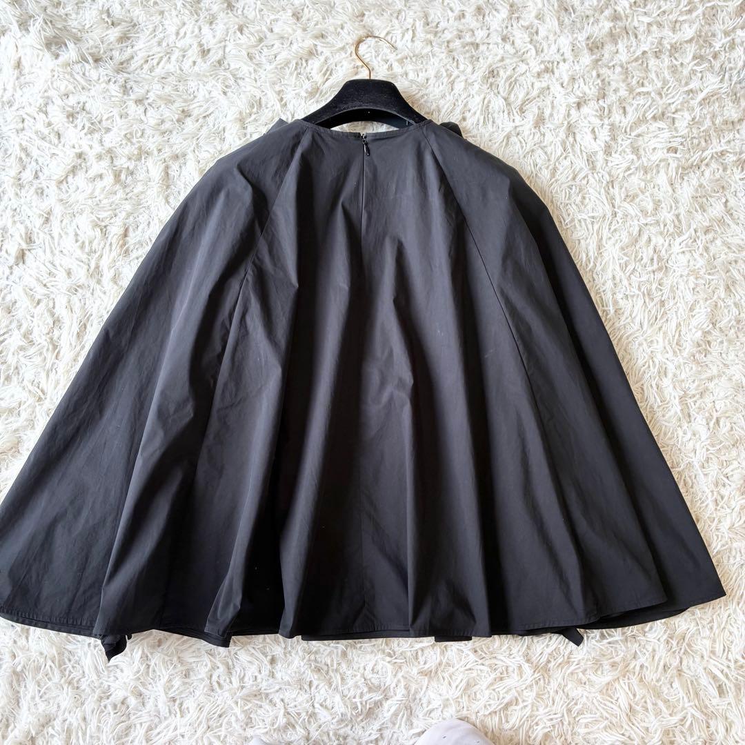 yori ヨリ ケープフリルブラウス プルオーバー 黒 ブラック 近年モデル