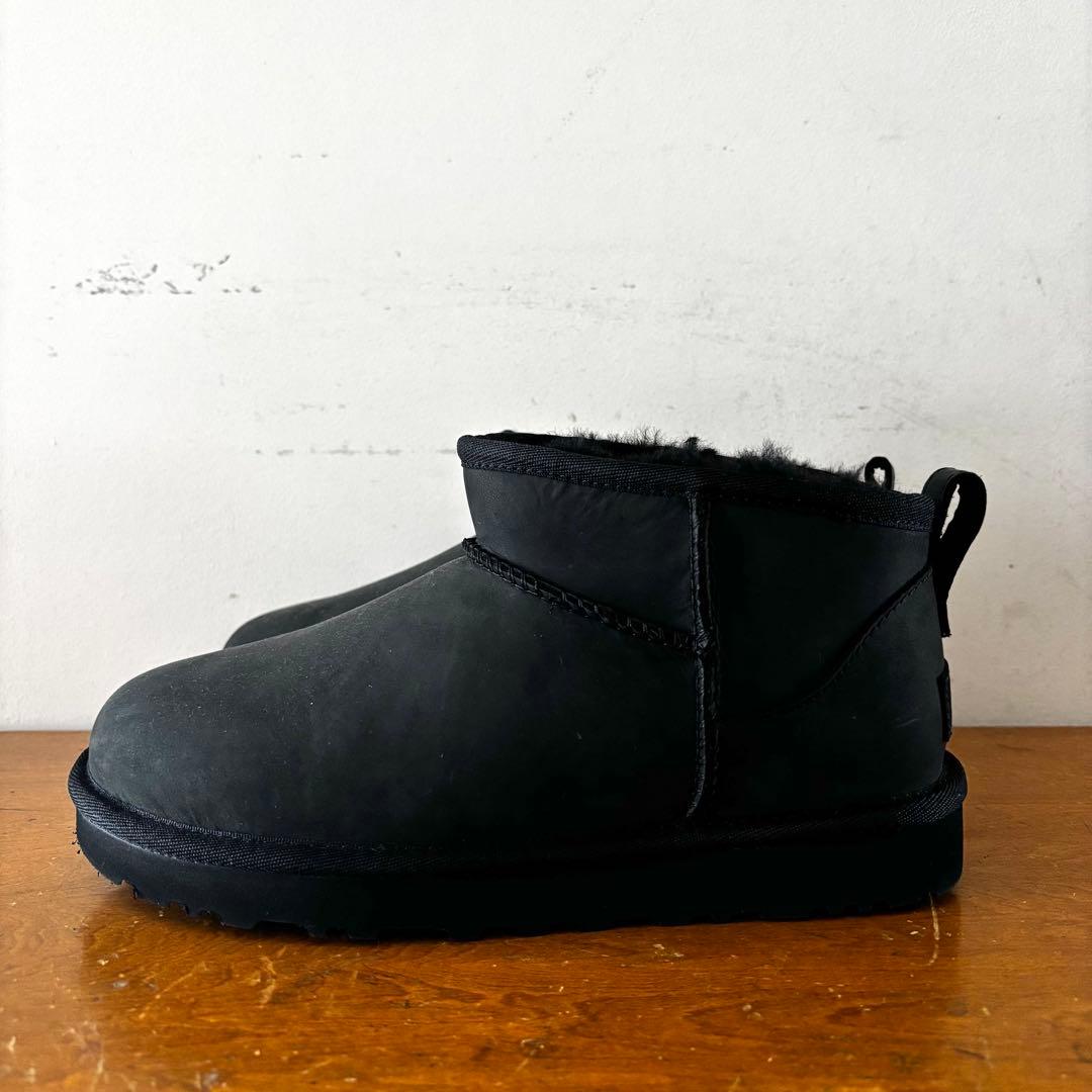【新品/未使用】UGG クラシックウルトラミニ UGG Australia（アグオーストラリア） ブーツ 「UGG」クラシック