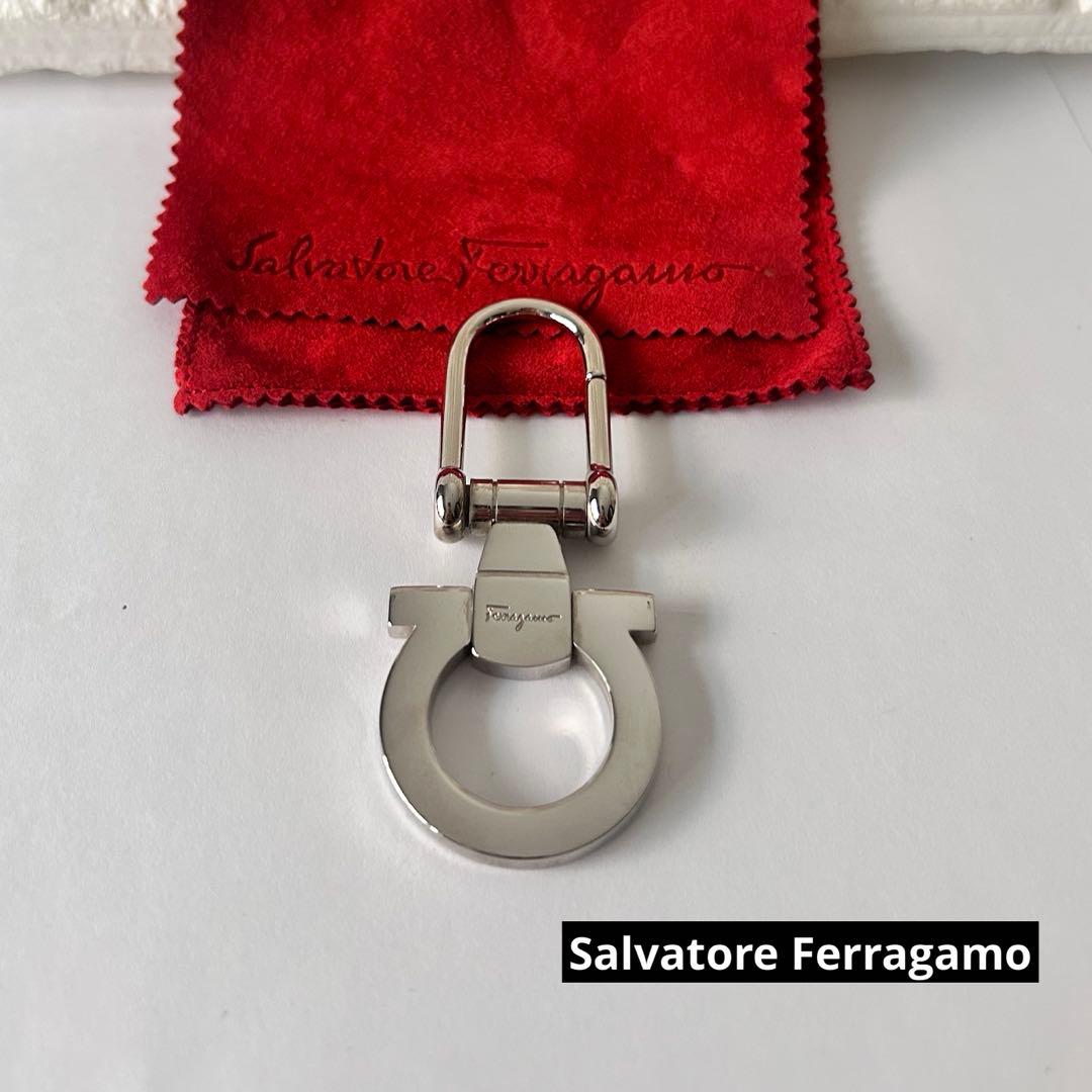 Salvatore Ferragamo フェラガモ キーホルダー キーリング