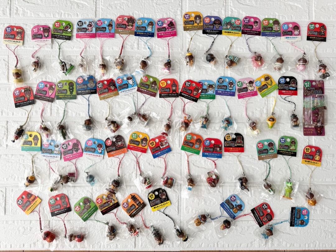 新品未開封レアおさわり探偵なめこ栽培キットご当地根付ストラップ52点