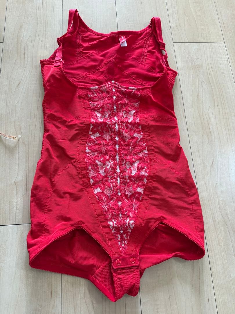 サミットインターナショナル リリーブーケ サポートスーツ　紅貴アンダーバスト90