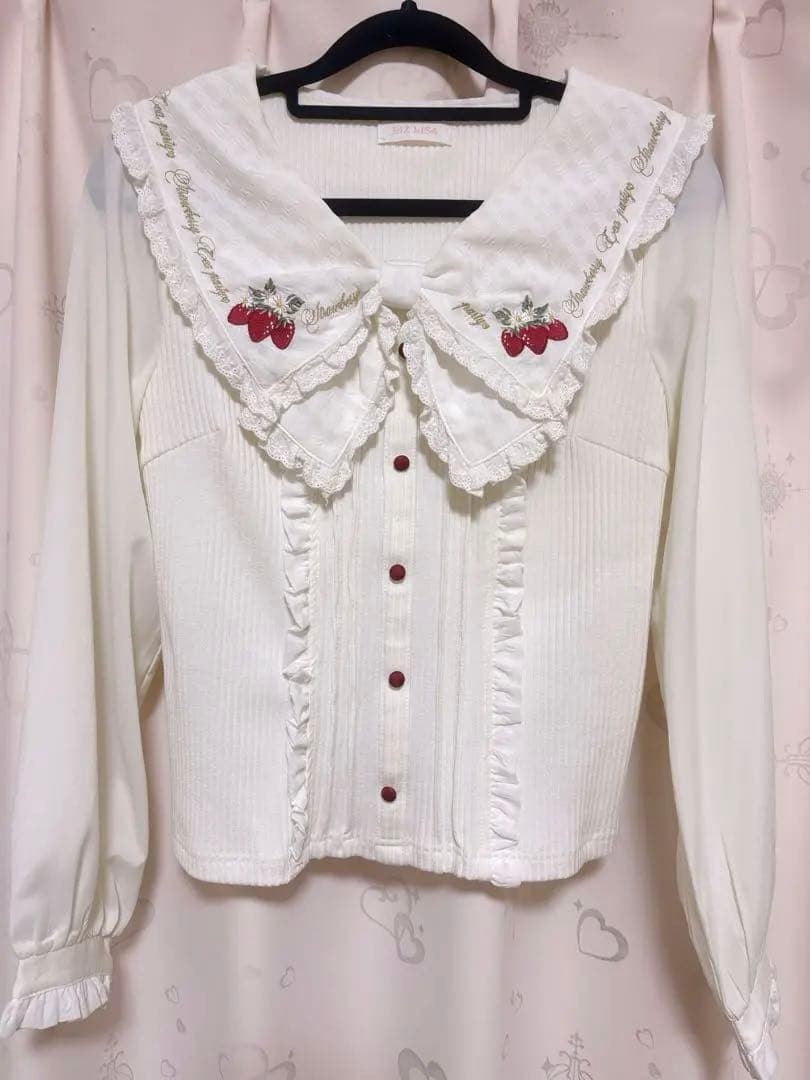♡ リズリサ Strawberryセーラー トップス いちご刺繍 ♡