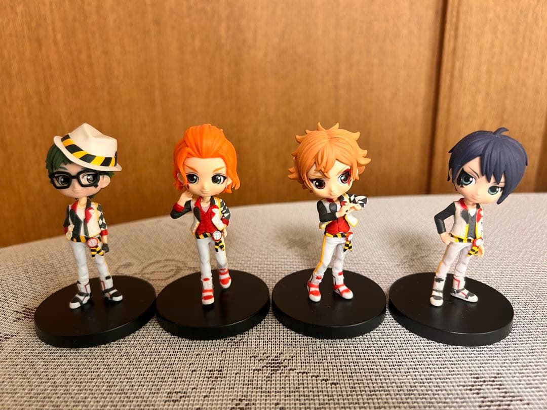 ツイステ Q posket キューポスケット エース デュース トレイ ケイト