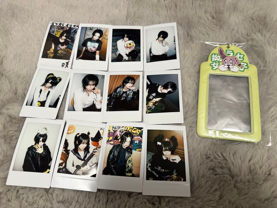甘い暴力咲チェキ12枚、チェキケースセット