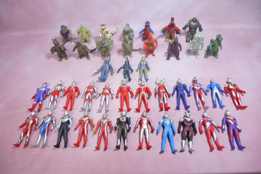 ウルトラマン　ウルトラ怪獣　ミニソフビ　41体セット PLEX「ウルトラ怪獣 ミニソフビクロニクル（レトロカラーコレクション