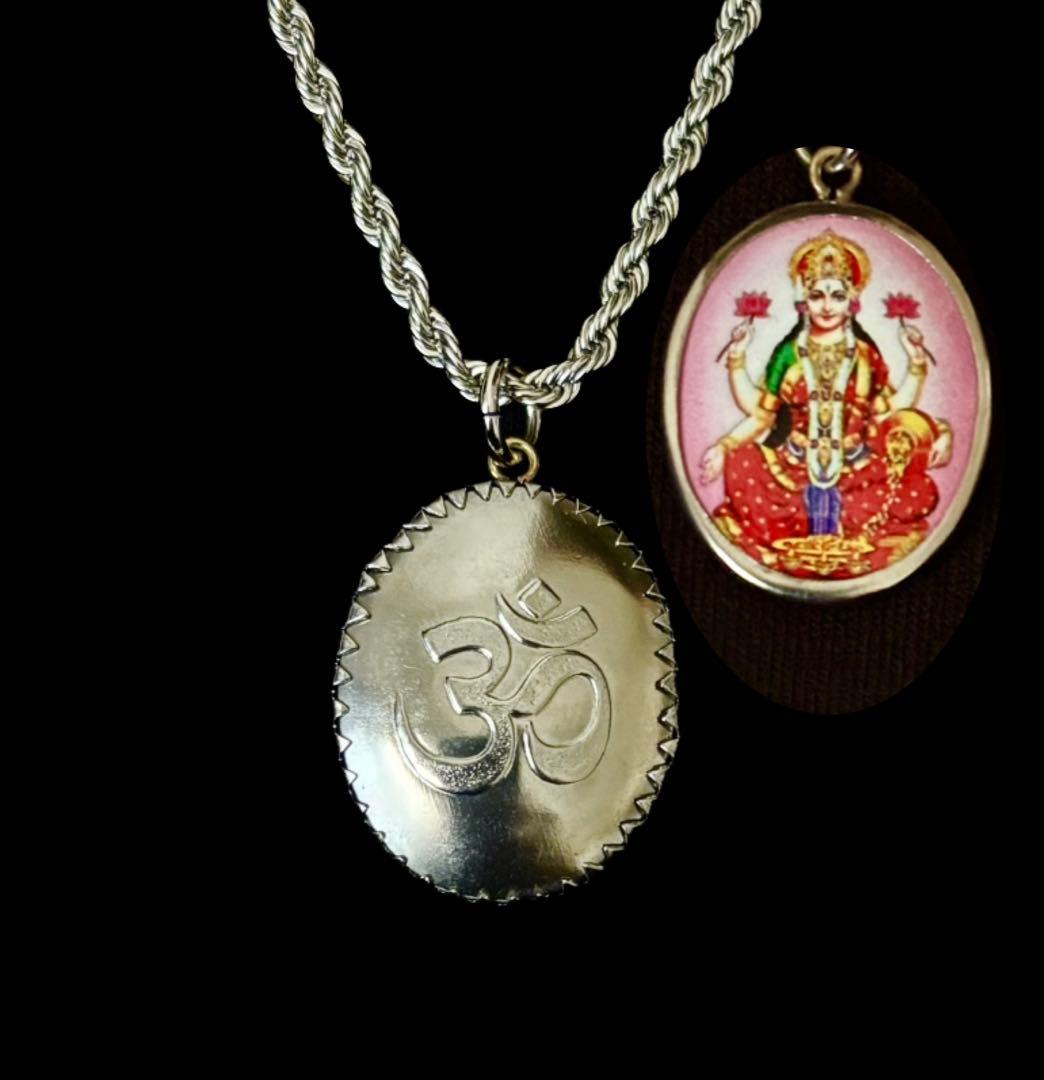 藤井風さん　オームペンダント 女神ラクシュミー〈ピンク〉⭐︎おまけつき