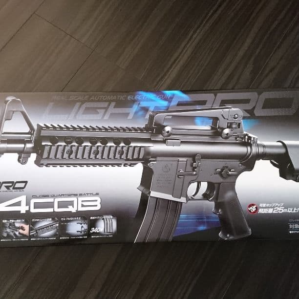 電動ガン M4CQB Amazon | 東京マルイ M4CQB タンカラーモデル 10歳以上電動ガン ライト
