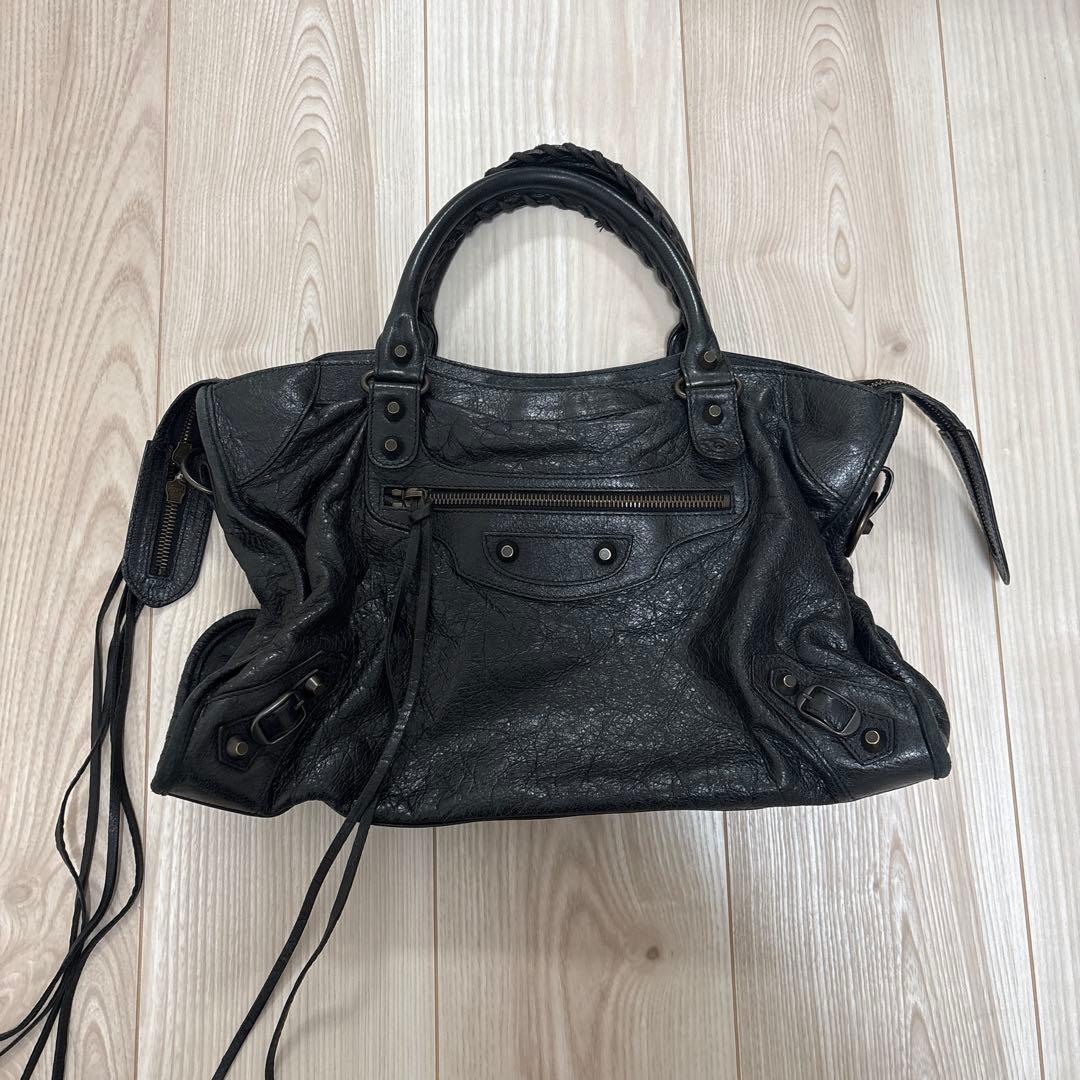 バレンシアガ　シティバック