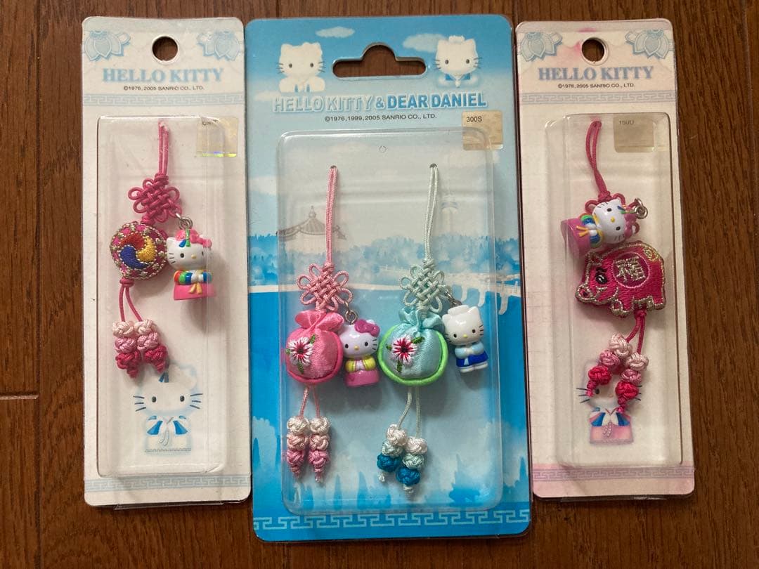【韓国限定】ハローキティ ストラップ 3個セット