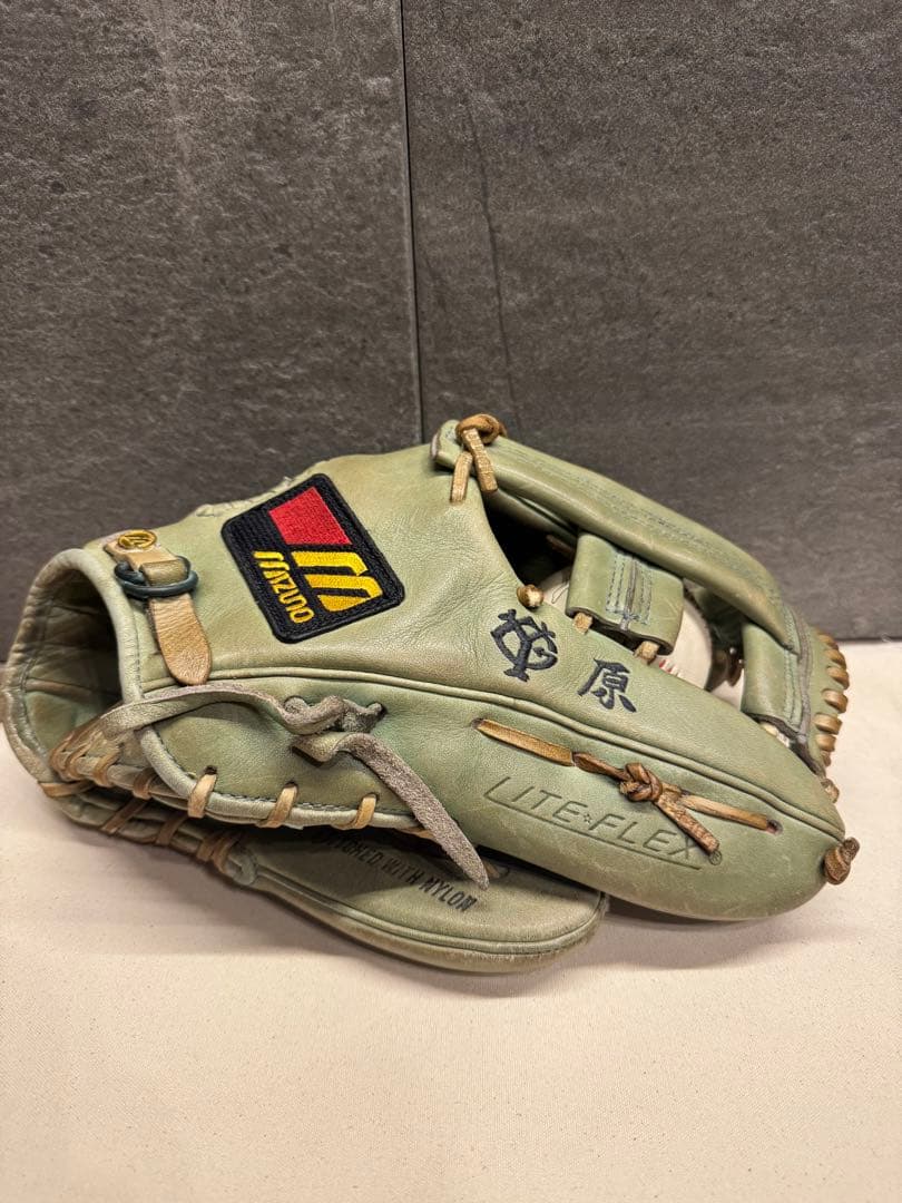 原辰徳グローブ巨人ジャイアンツ・名前刺繍入り（イチロー、川相昌弘サインボール付）