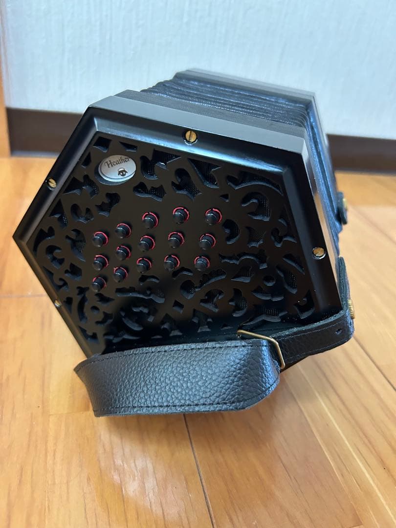 アングロコンサーティーナ　Heather 黒 ケルトの笛屋さん | 商品詳細 | Heather（ヘザー）アングロ・コンサー