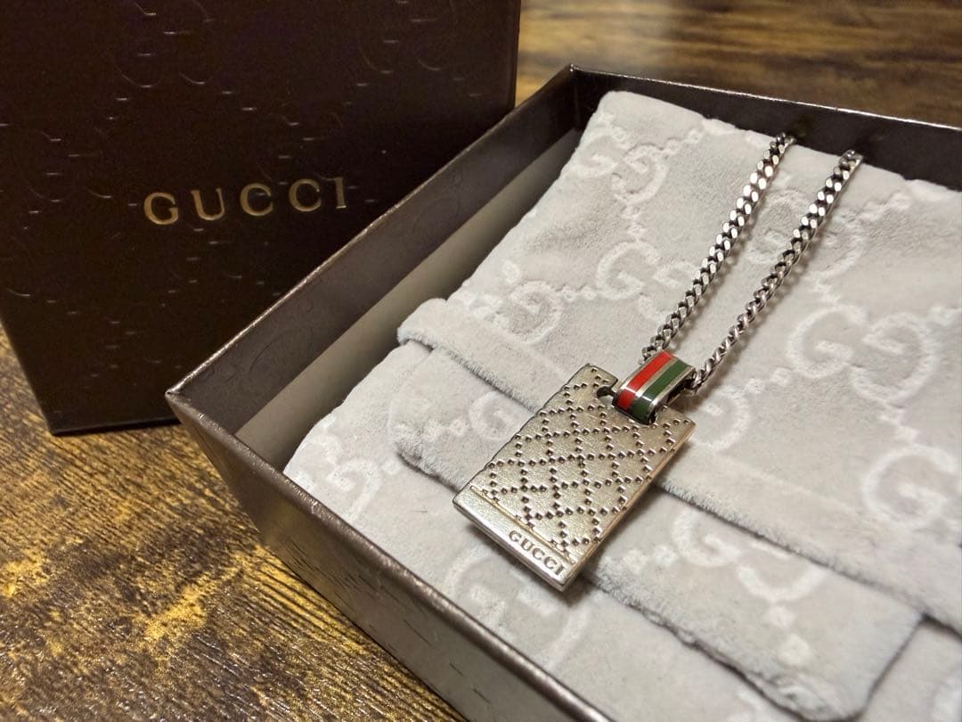 GUCCI グッチ ネックレス プレート シルバー 箱付き 正規品