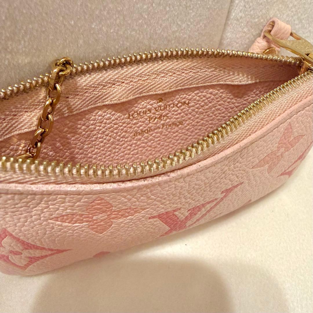 極美品 ルイヴィトン ポシェットクレ モノグラム アンプラント ピンク