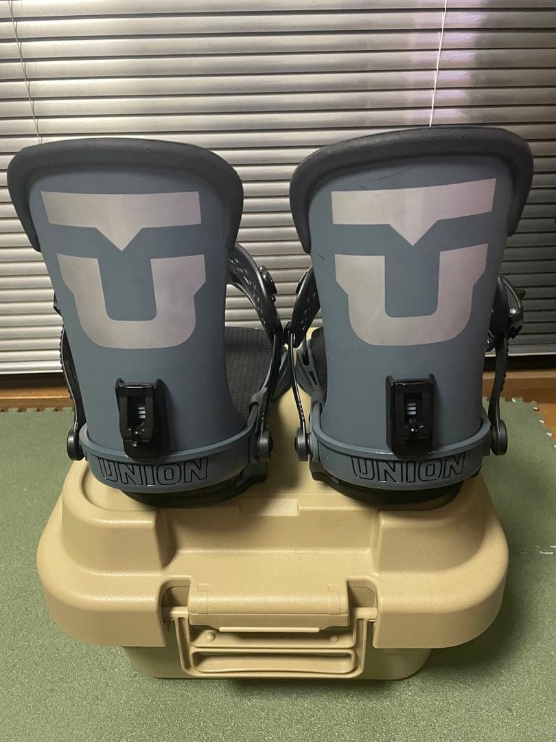UNION スノーボード ビンディング フォース　Mサイズ　グレー