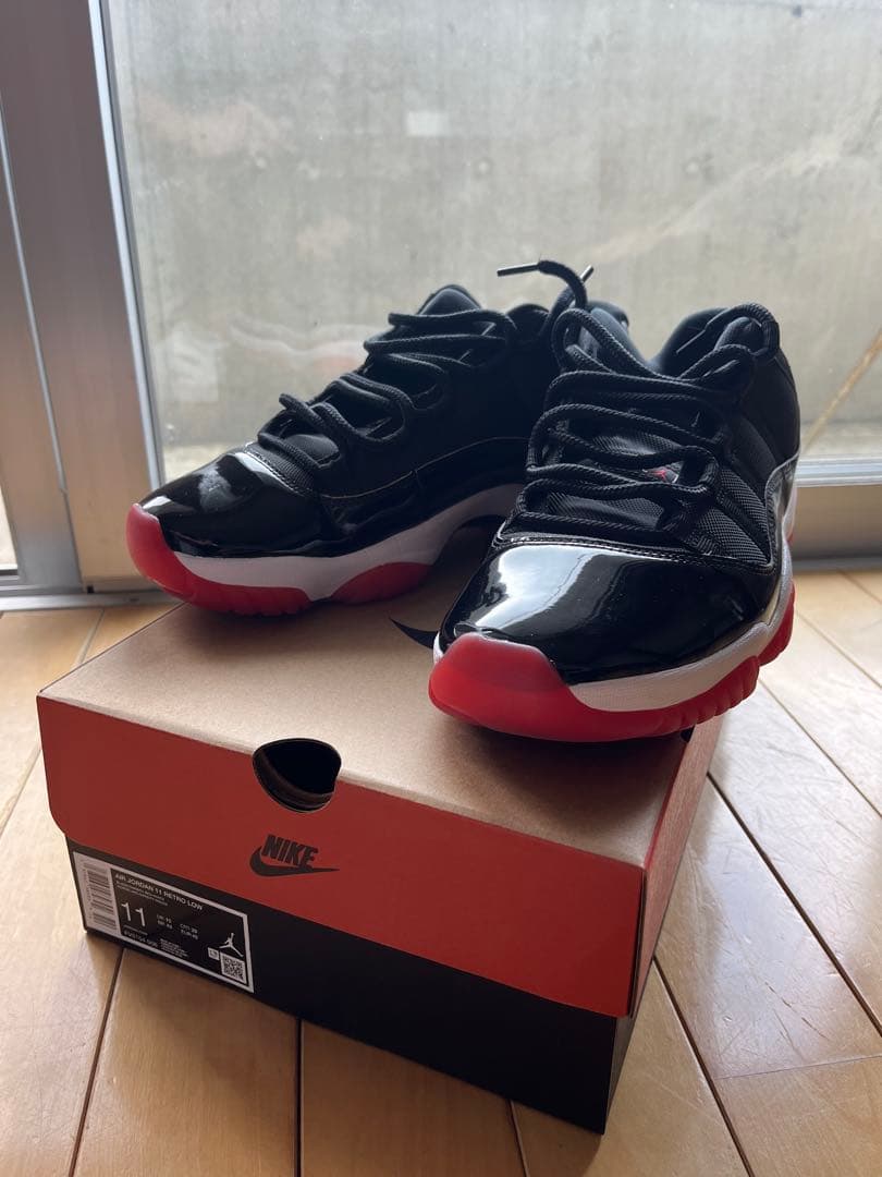 靴 Nike Air Jordan 11 Retro Black/Red 29cm
