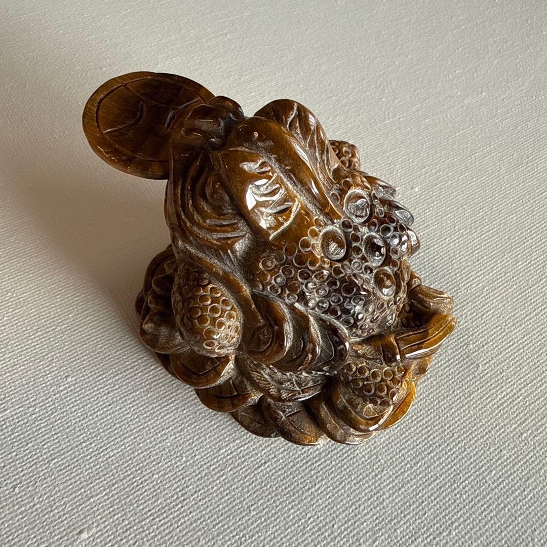 ハイクオリティ タイガーアイ マネーフロッグ（銭蛙）付き 約10cm