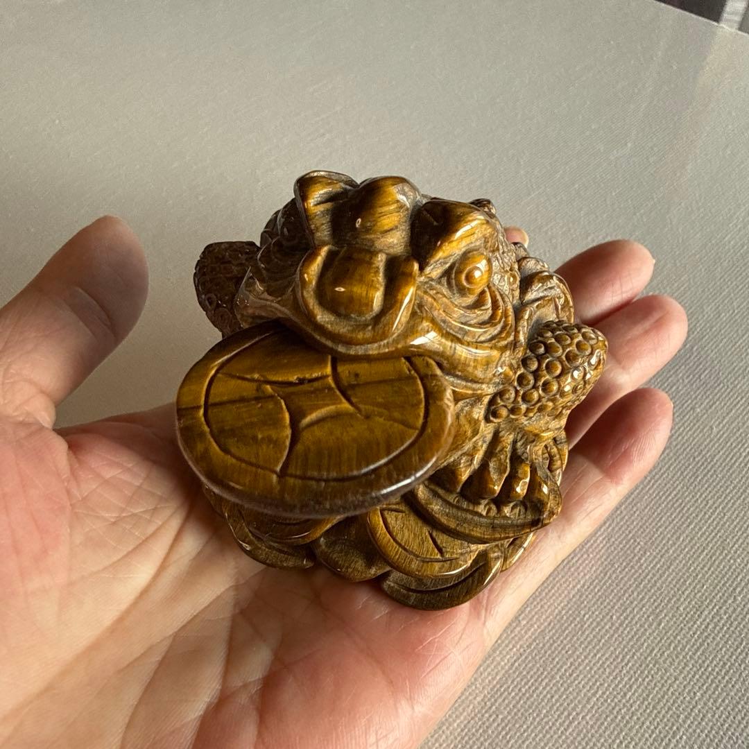 ハイクオリティ タイガーアイ マネーフロッグ（銭蛙）付き 約10cm