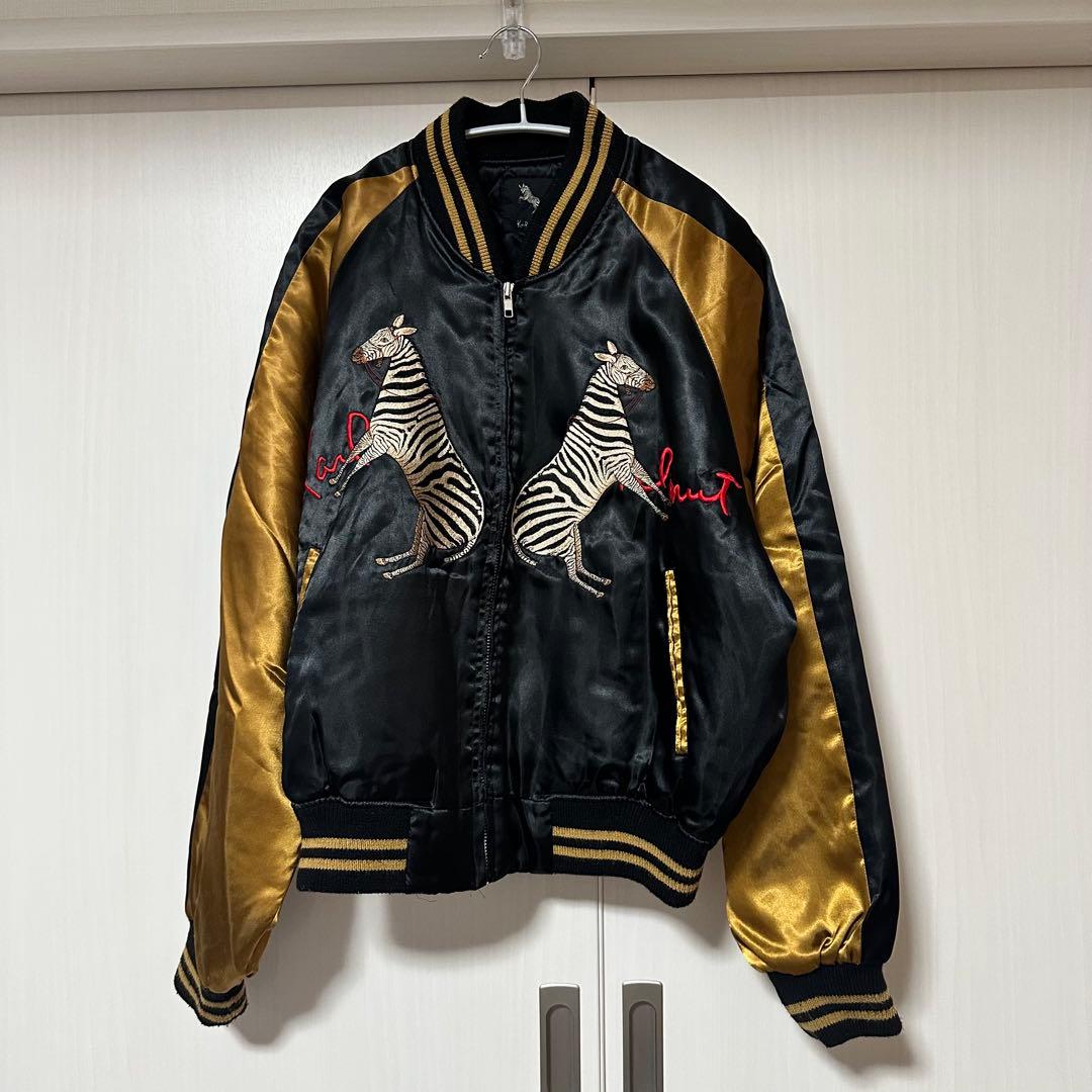 カールヘルム　スカジャン　黒金　シマウマ　刺繍　メンズM