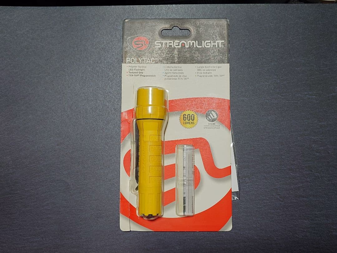 Streamlight POLYTAC イエロー 600ルーメン 懐中電灯 Streamlight Polytac | 600 Lumens | All Colors — Atomic Defense