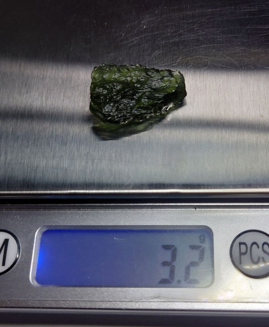 モルダバイト 3.2g 　標本ケース付き　インパクトガラス