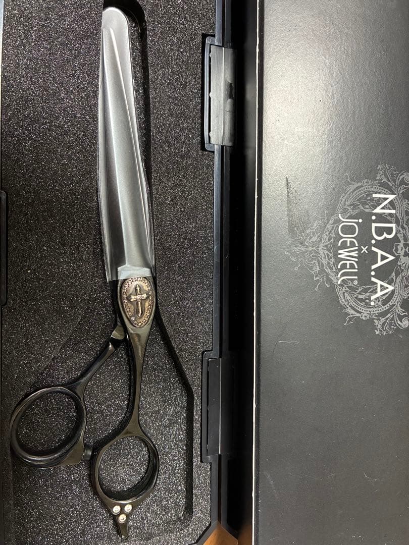 N.B.A.A. x Joewell シザー