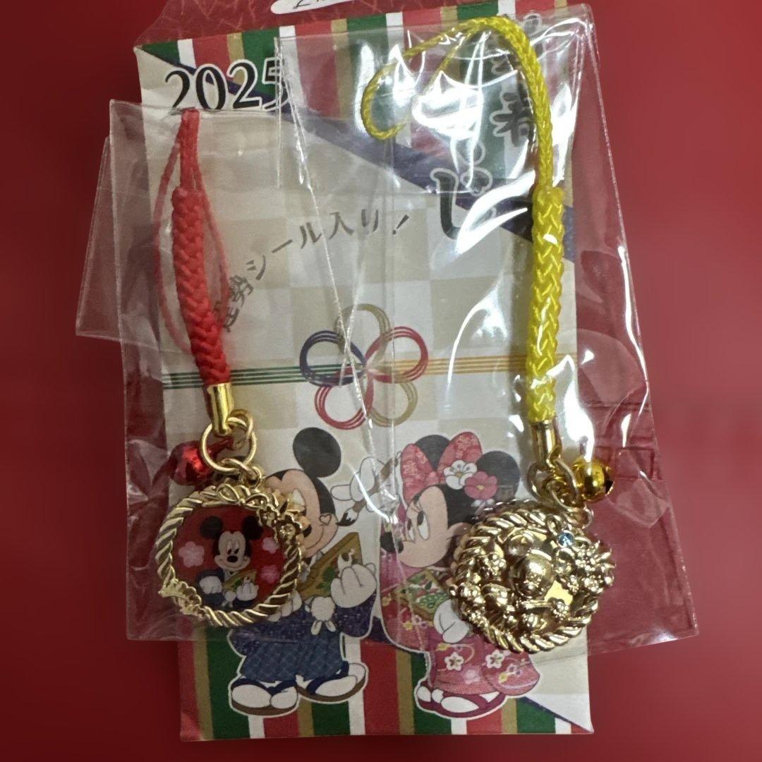 ディズニーストア おみくじ2025 ミッキーマウスストラップセット