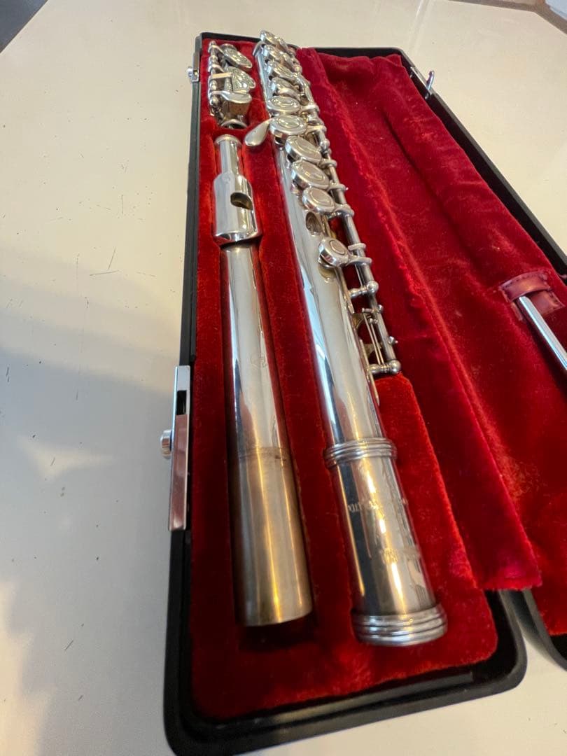 YAMAHA YFL411 銀製フルート ケース付き　調整必要