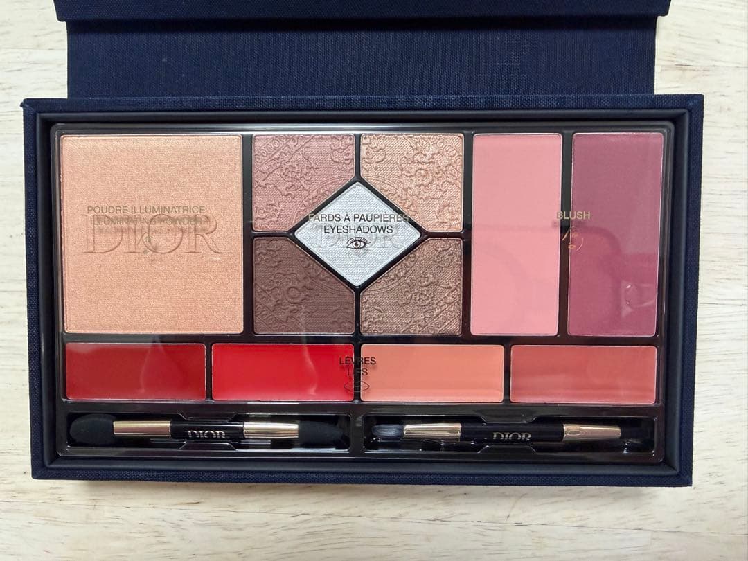 Dior アイシャドウパレット 多色