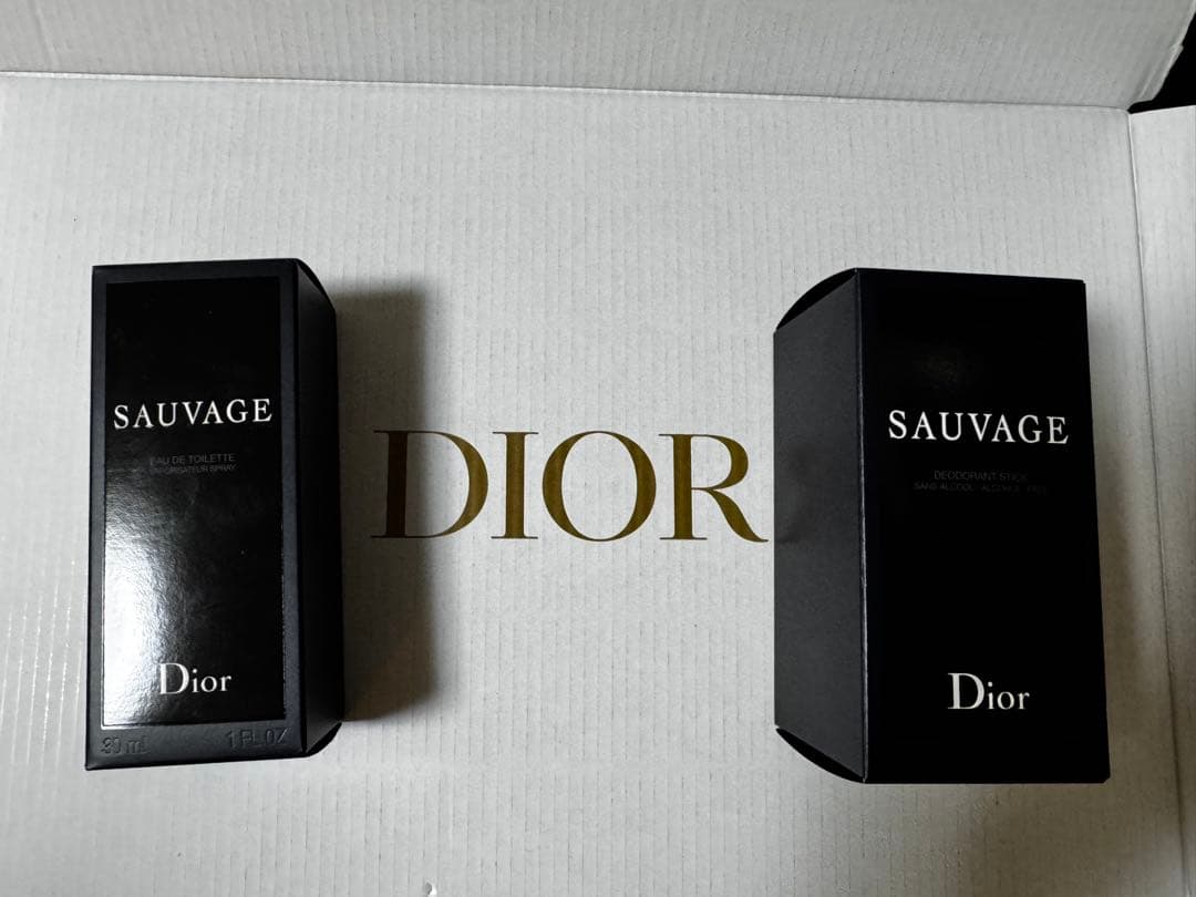 Dior SAUVAGE パフューム 30ml & ボディスティック 75g