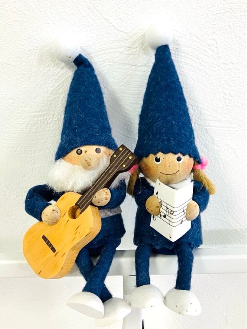 ノルディカニッセ　ギター　楽譜　ブルーサンタ2体