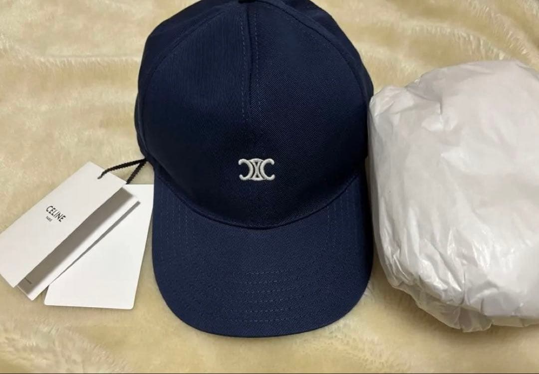 本日のみお値下げ◯CELINE セリーヌ トリオンフ ネイビー キャップ