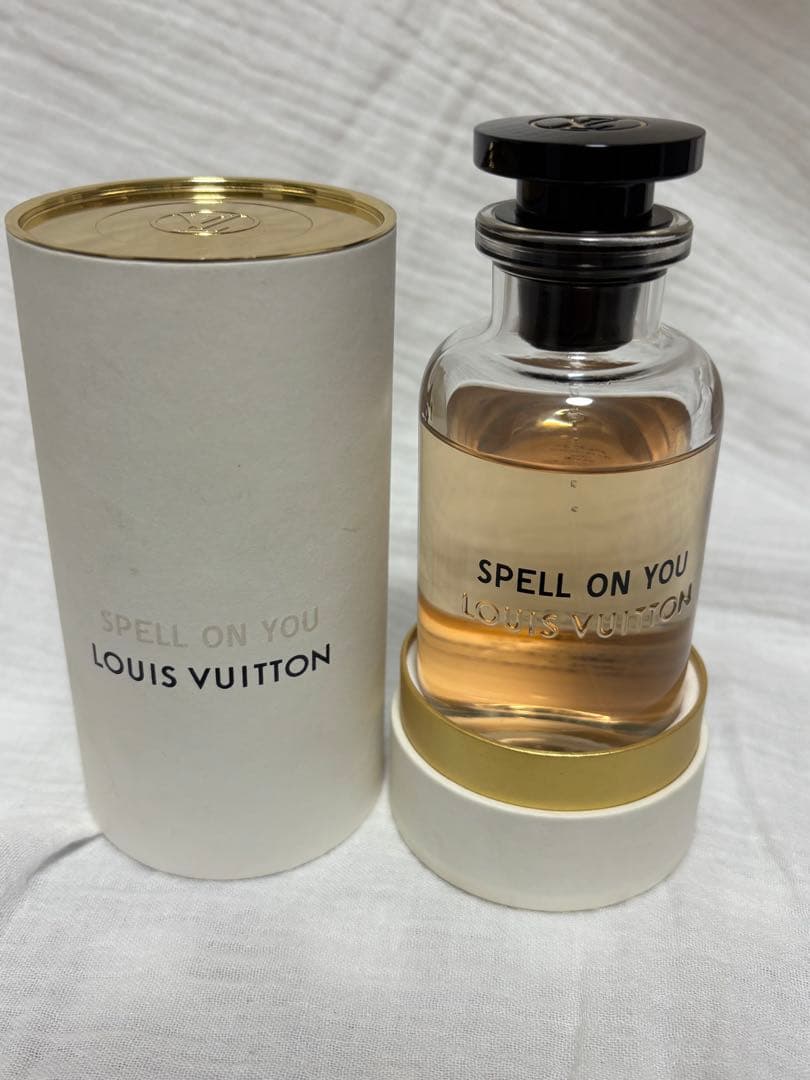 LOUIS VUITTON SPELL ON YOU ルイヴィトン