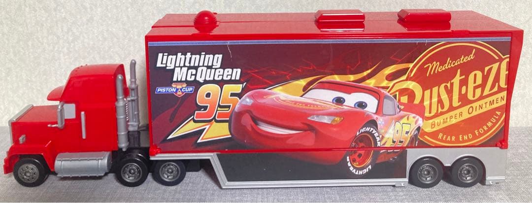 廃盤 カーズ トミカ たくさんのせよう！ 大きなマックトレーラー 24台