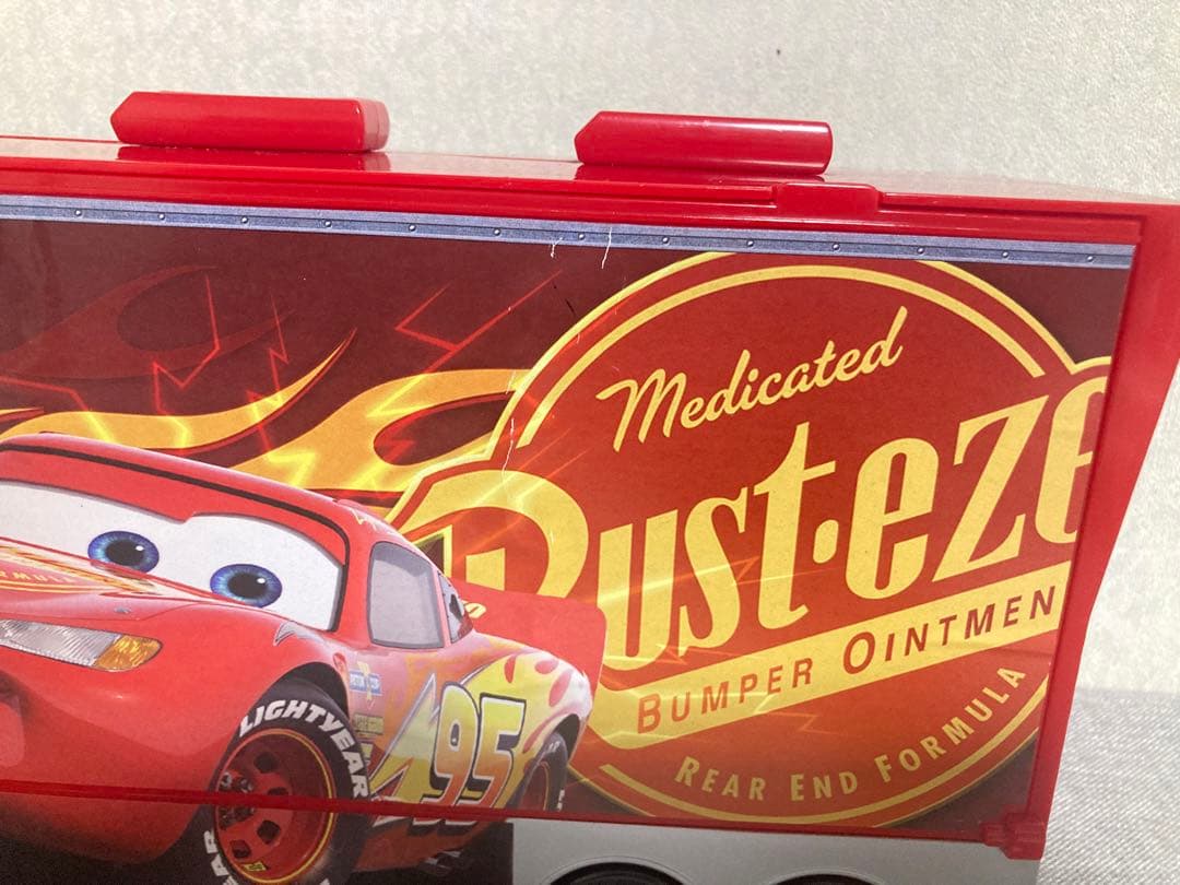 廃盤 カーズ トミカ たくさんのせよう！ 大きなマックトレーラー 24台